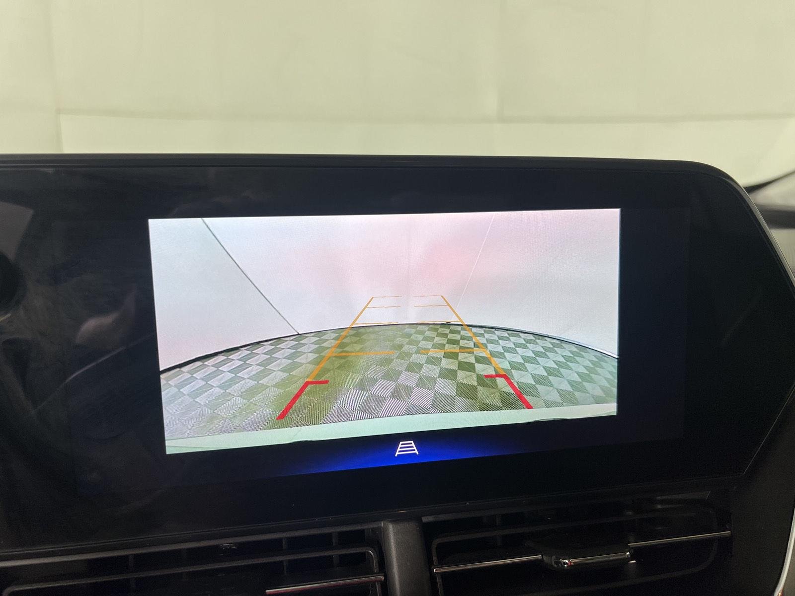 Used 2025 Cacti Green Chevrolet ACTIV image 13