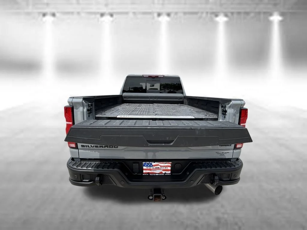 Certified Used 2025 Slate Gray Metallic Chevrolet ZR2 image 38