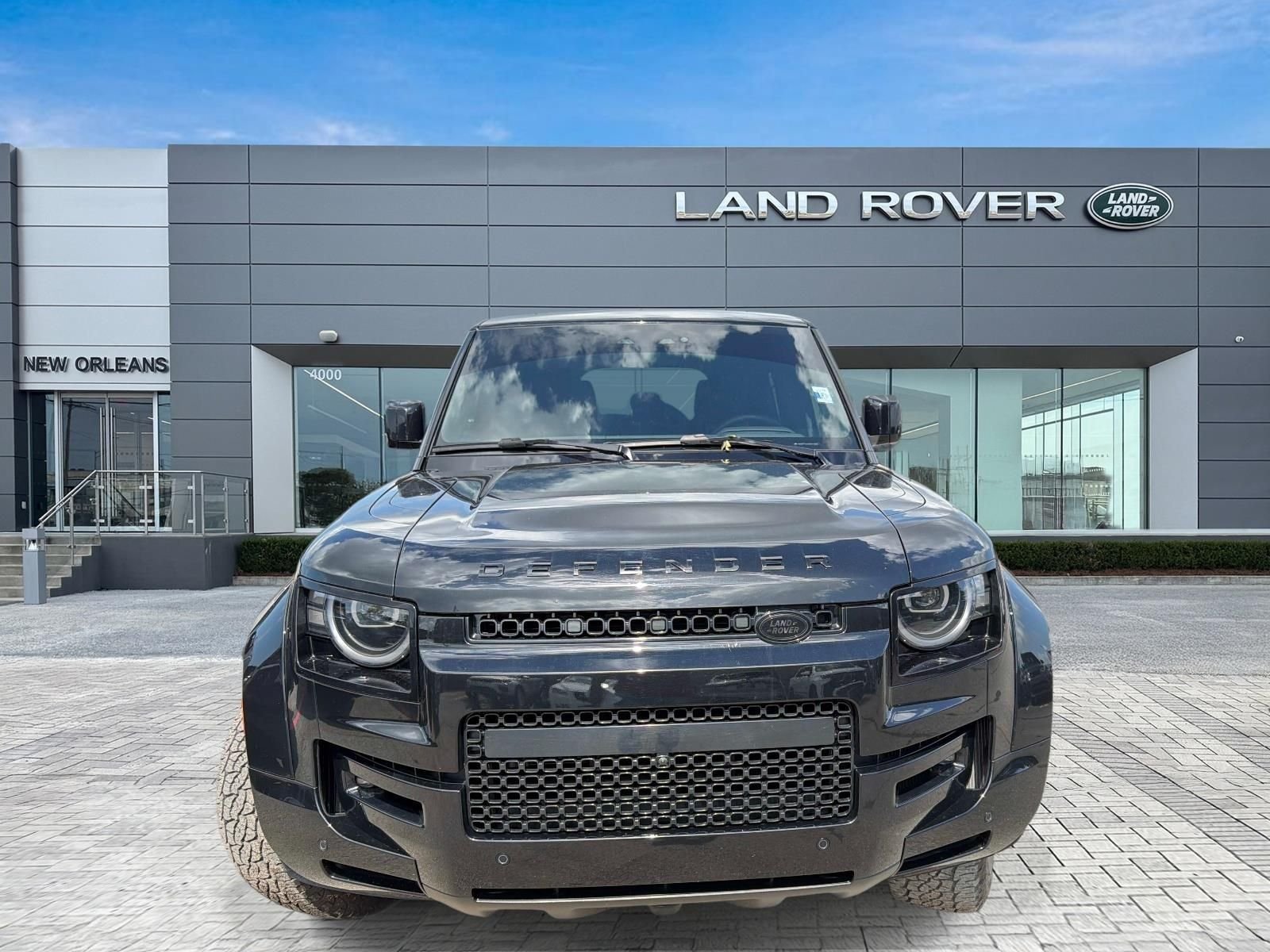 Used 2026 Black Land Rover OCTA Black image 4