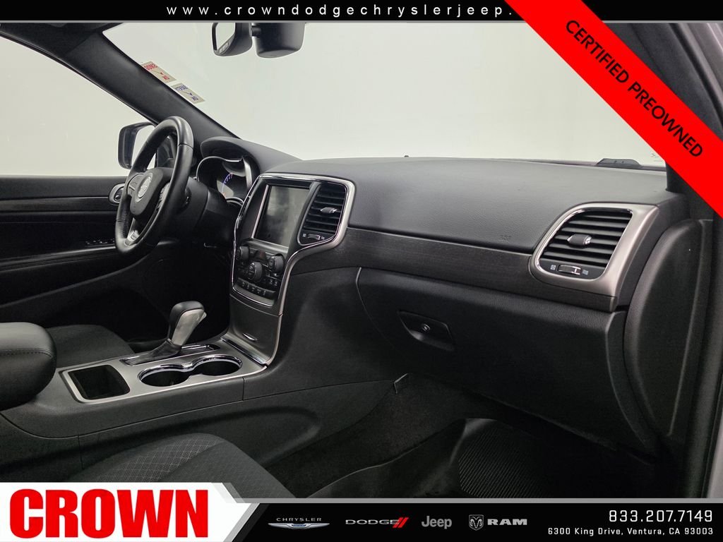 Certified Used 2018 Silver Jeep Laredo E image 12