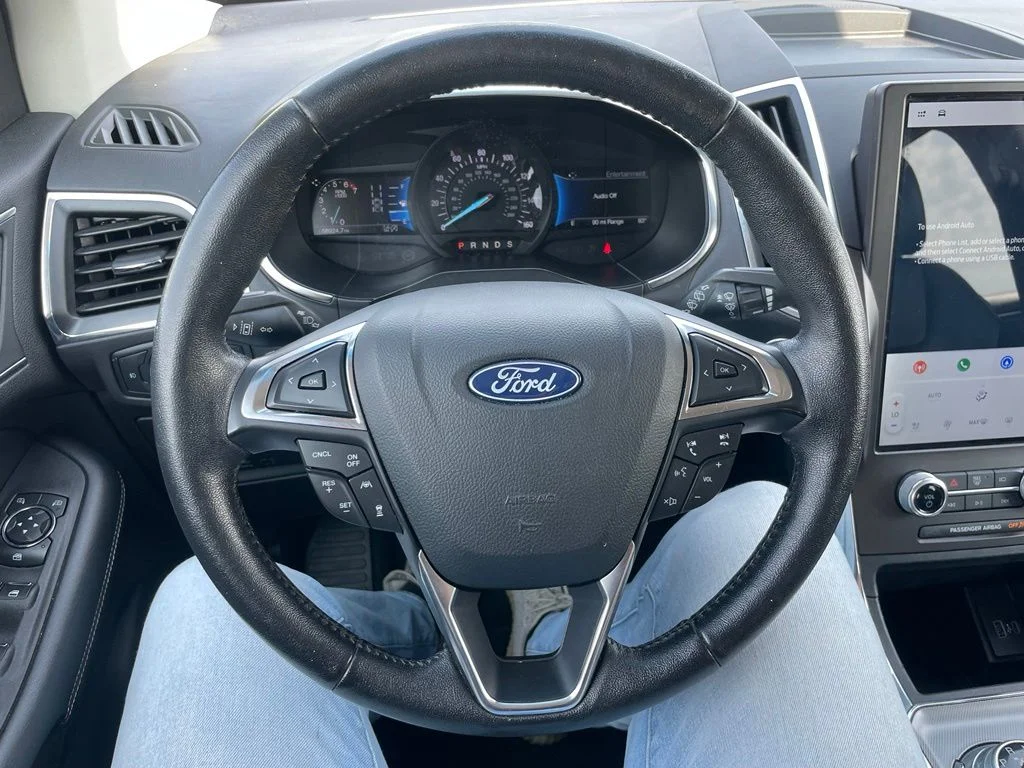 Used 2021 Black Metallic Ford Titanium image 23
