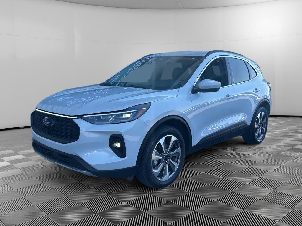 2025 Ford Escape Platinum AWD's photo