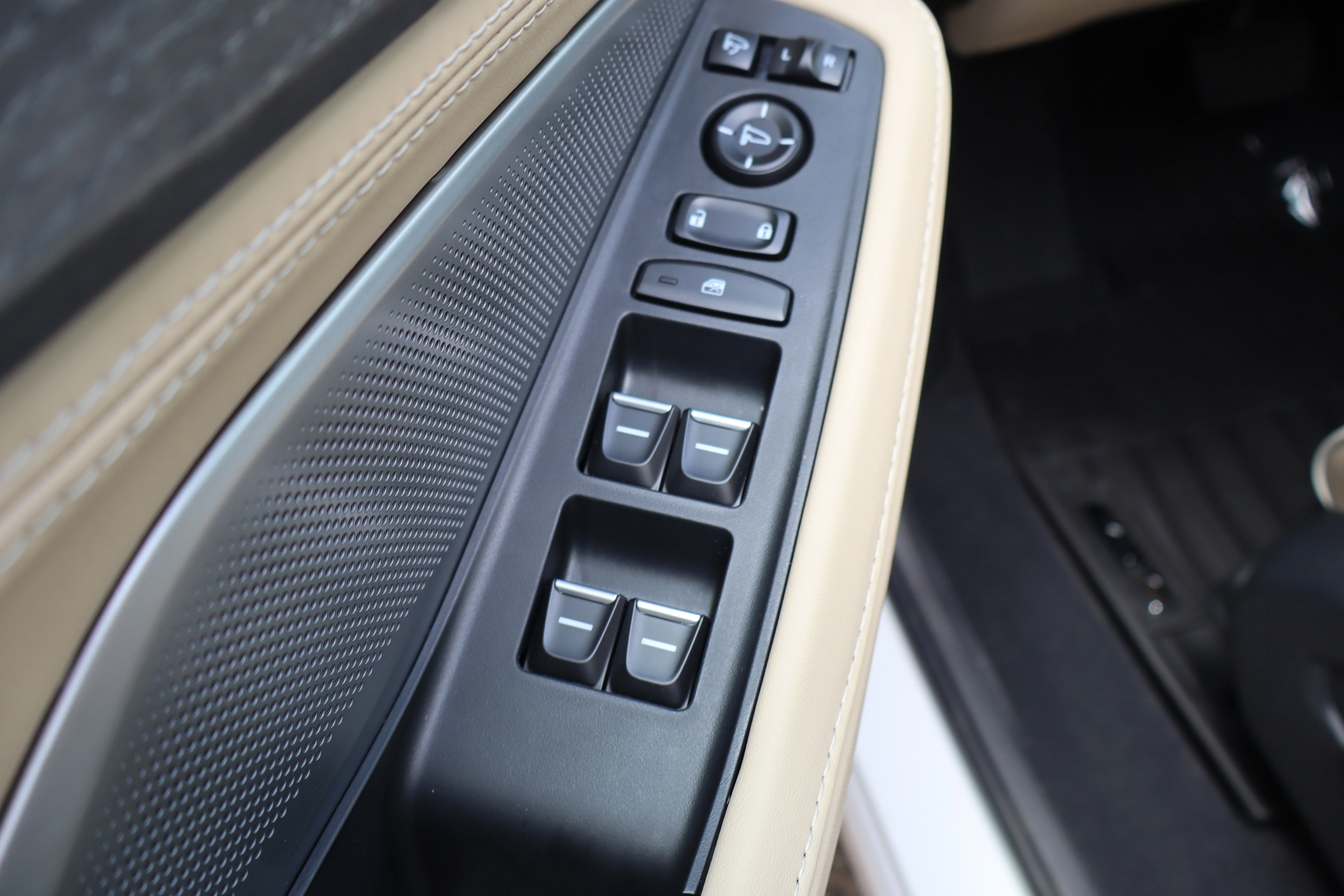 New 2026 Platinum White Pearl Acura w/Advance Package image 23