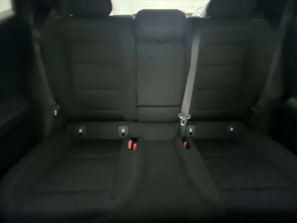 Used 2025 Summit White Chevrolet LT image 30