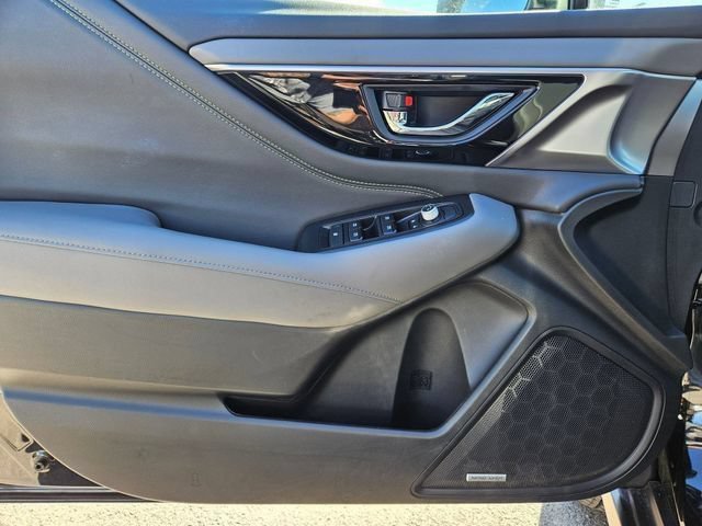 Used 2025 Crystal Black Silica Subaru Onyx Edition image 13