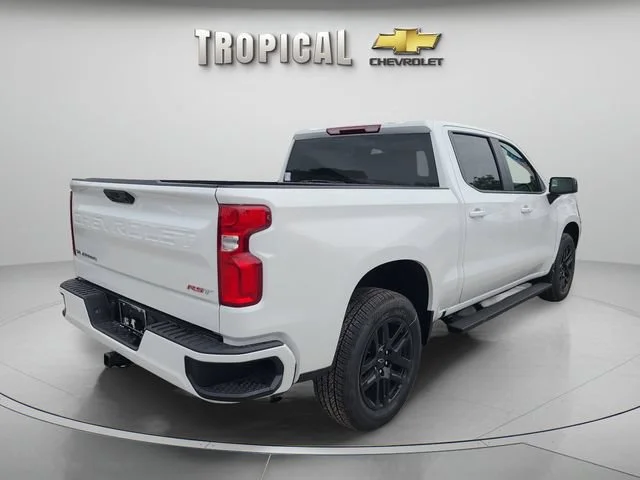 New 2026 Summit White Chevrolet RST image 5