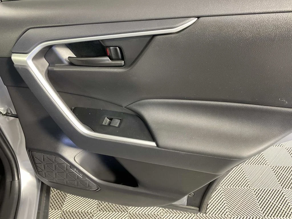 Used 2025 Silver Sky Metallic Toyota LE image 25