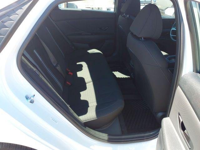 New 2026 White Hyundai SEL Sport image 12