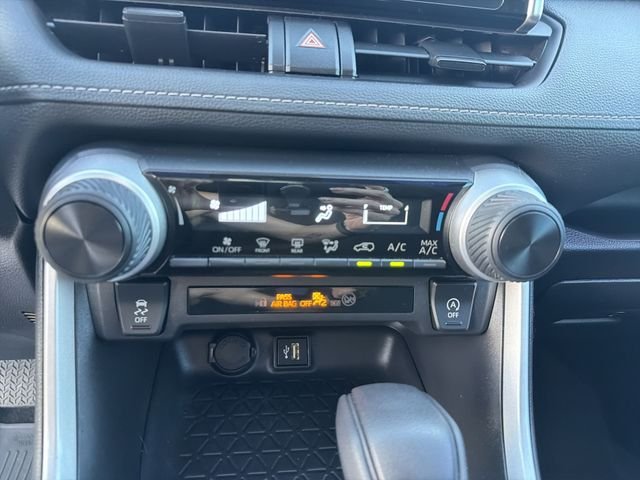 2025 Toyota RAV4 LE - Photo 21