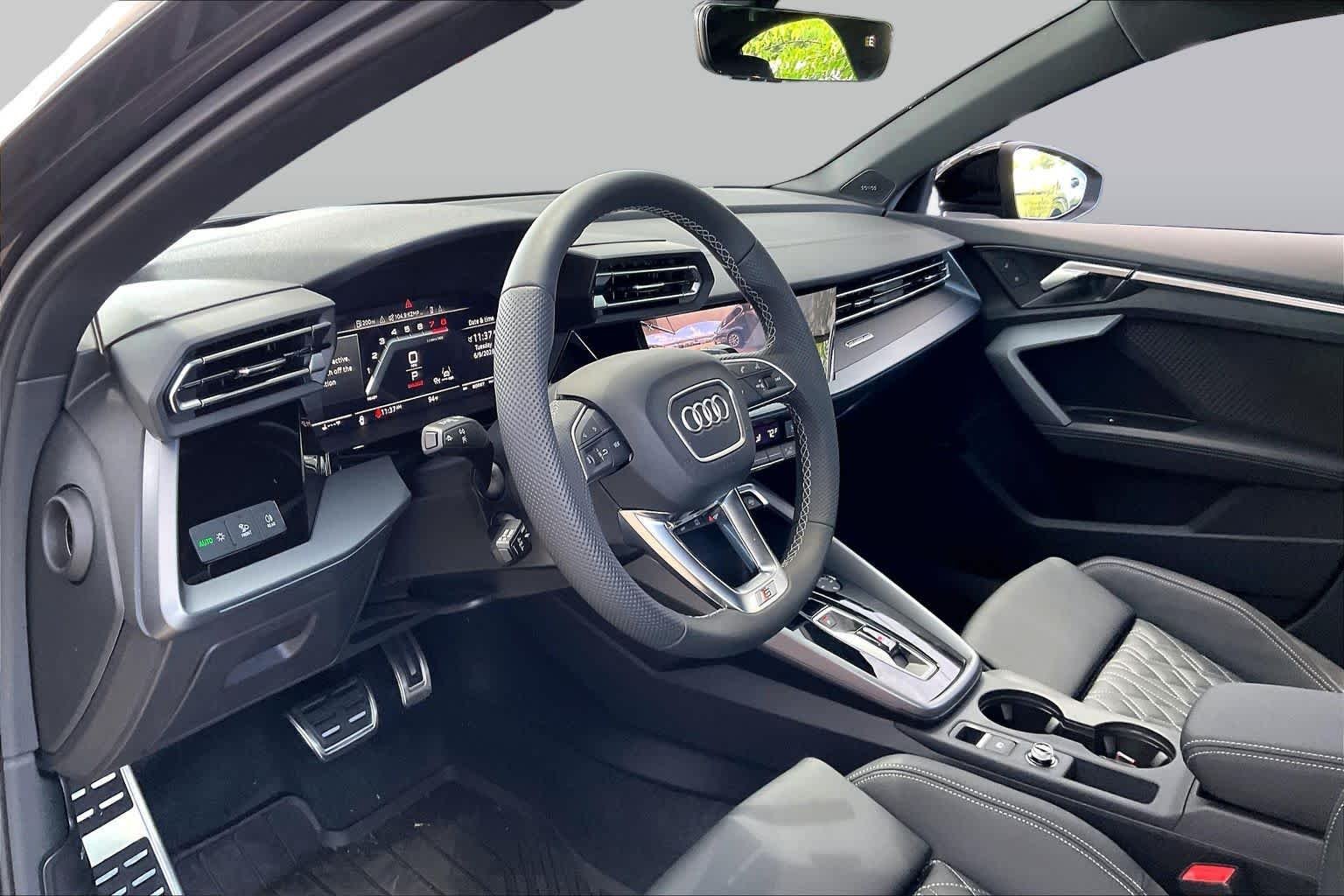 Used 2026 Daytona Gray Pearl Effect Audi  image 16