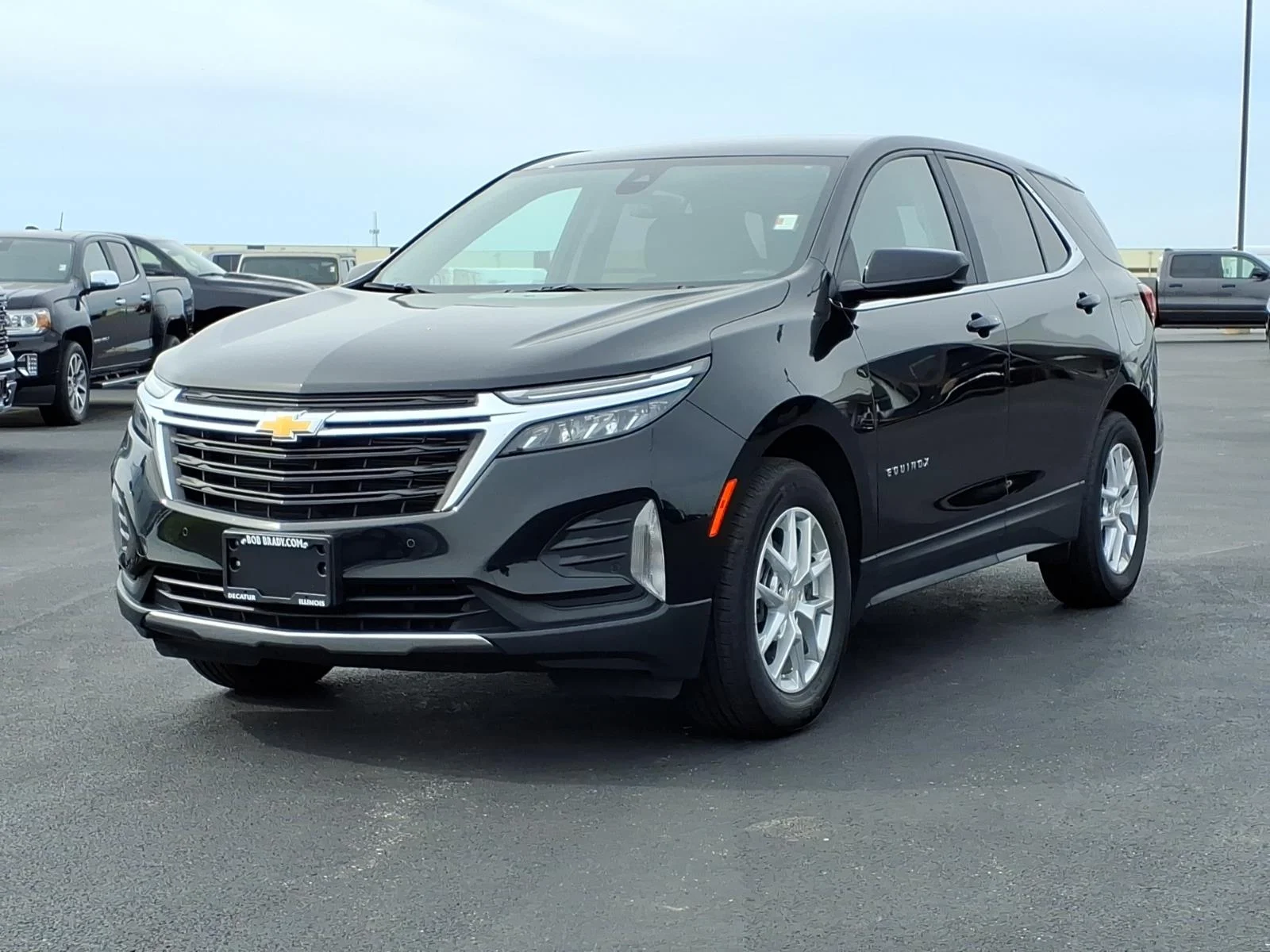 Used 2024 Mosaic Black Metallic Chevrolet LT image 16