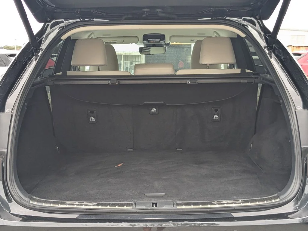 Used 2024 Black Lexus 350 image 13