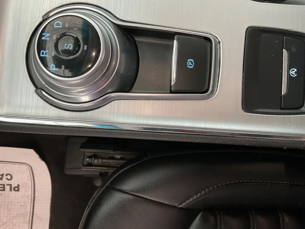 Used 2022 Gray Metallic Ford SEL image 12