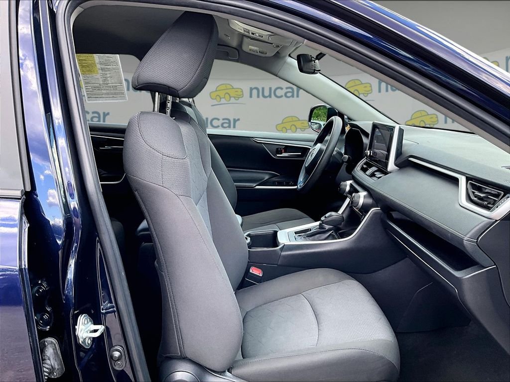 Used 2024  Toyota XLE image 11