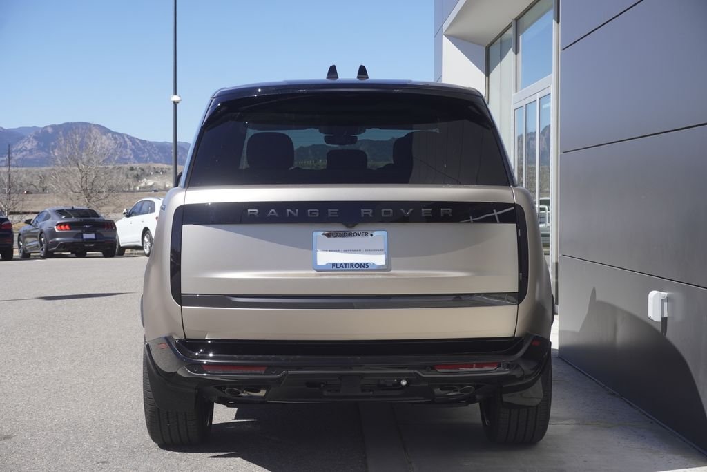 New 2026 Sunset Gold Satin Land Rover SE image 5