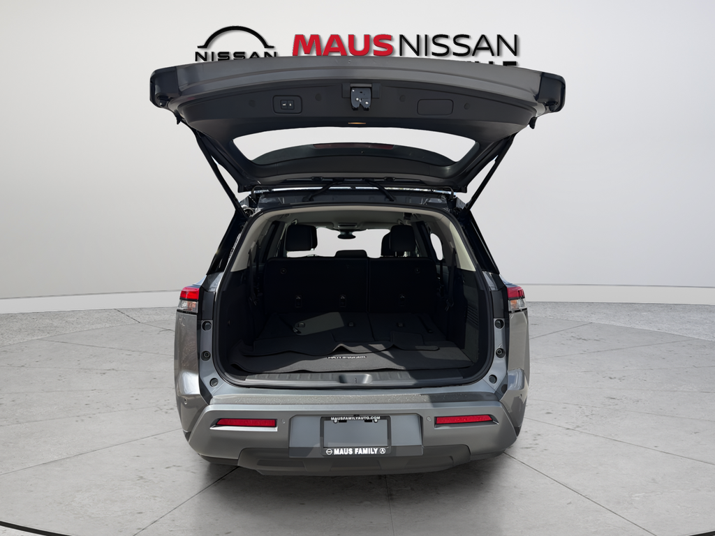 New 2026 Gray Nissan SL image 10