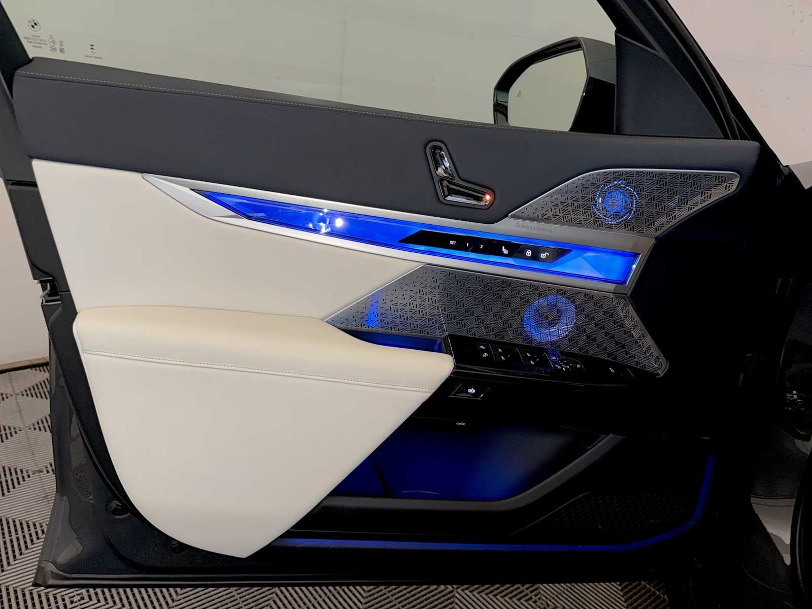2026 BMW i7 60 - Photo 11