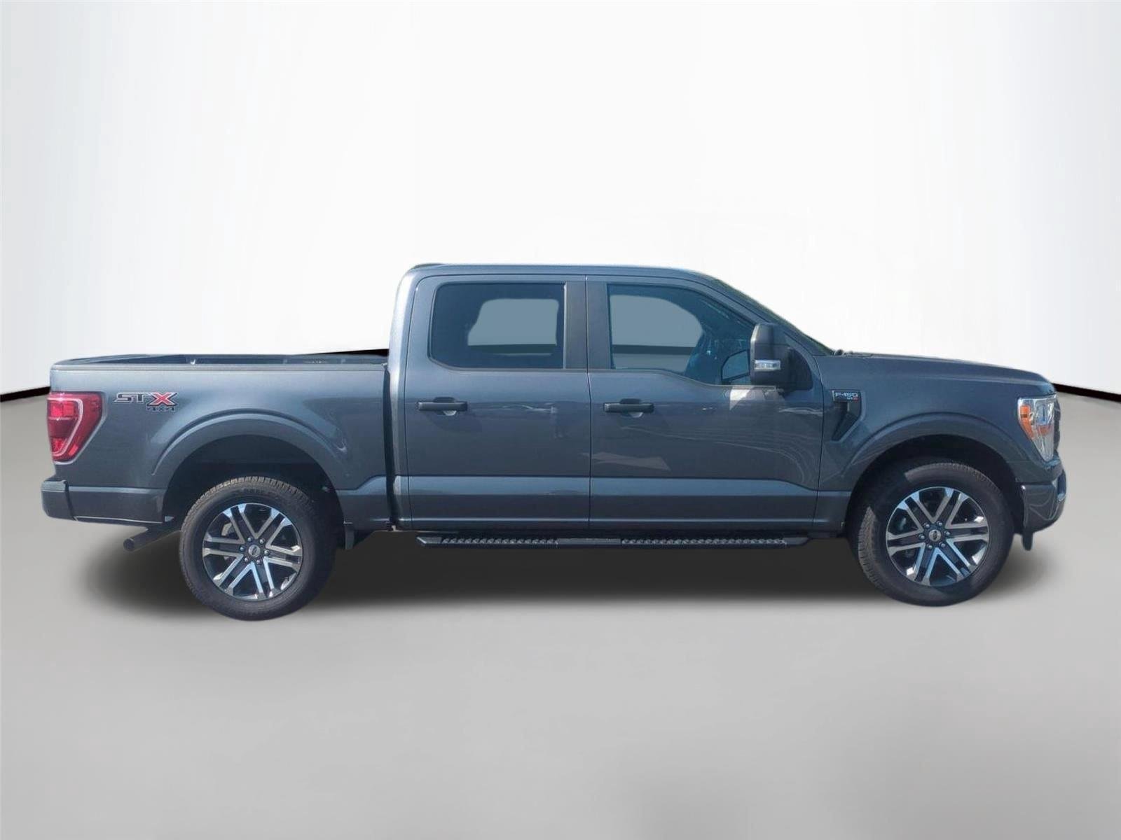 2022 Ford F-150 XL - Photo 6