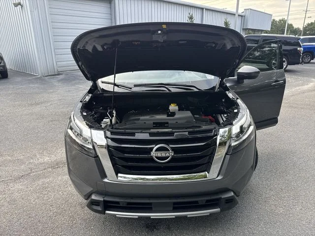 Used 2024 Gray Nissan SL image 33