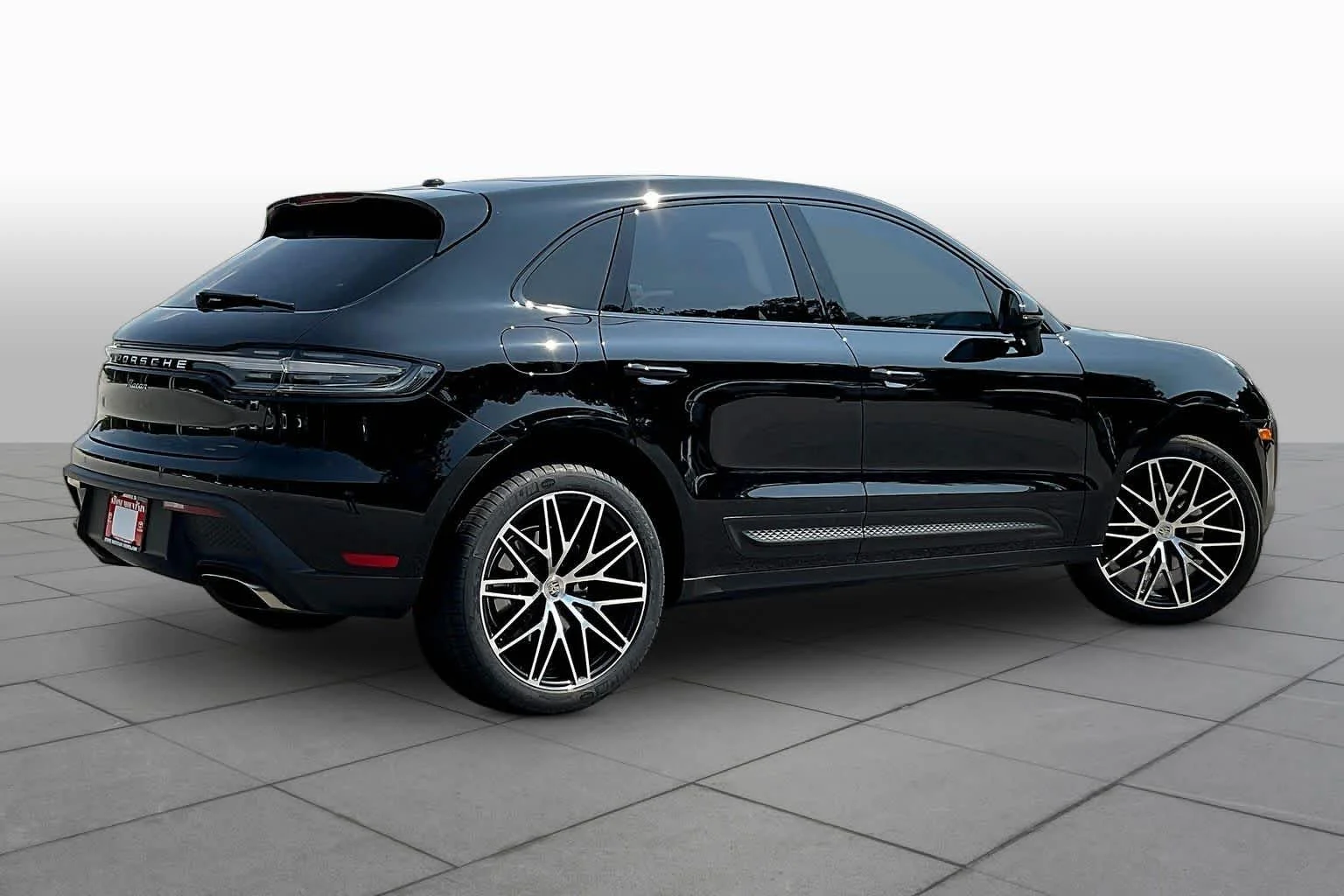 Used 2023  Porsche T image 13