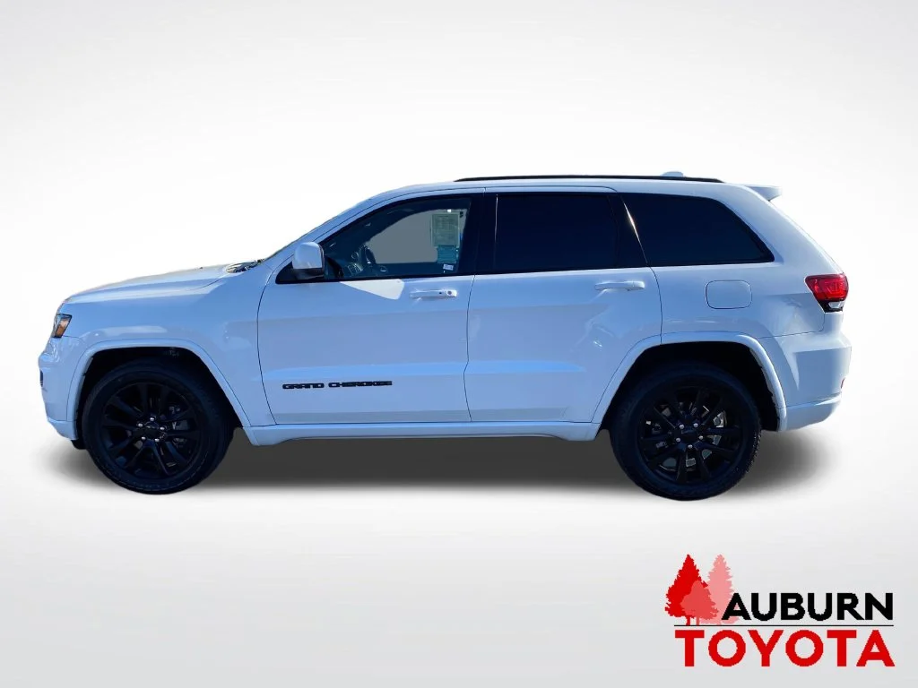 Used 2020 Bright White Clearcoat Jeep Altitude image 8