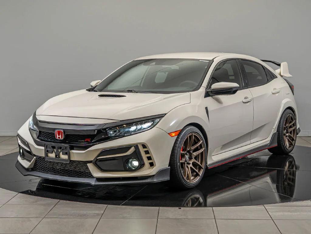 Used 2021 White Honda Touring image 1