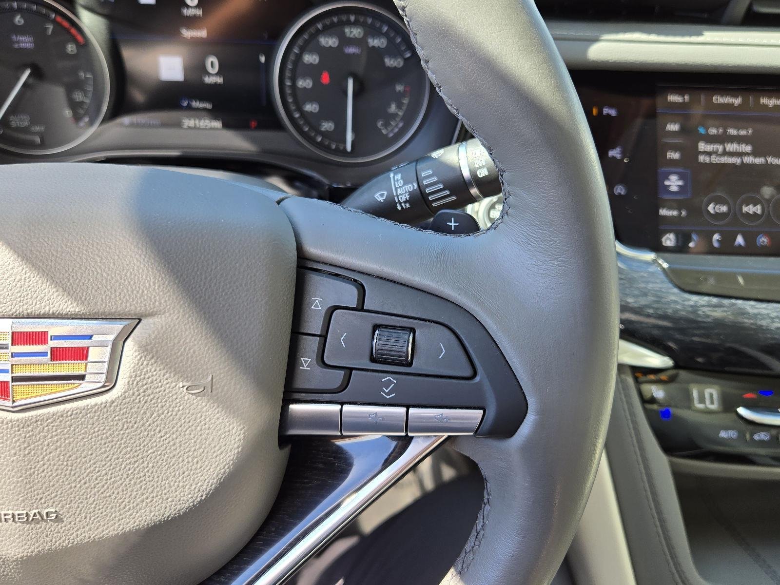 2024 Cadillac XT6 Premium Luxury - Photo 30