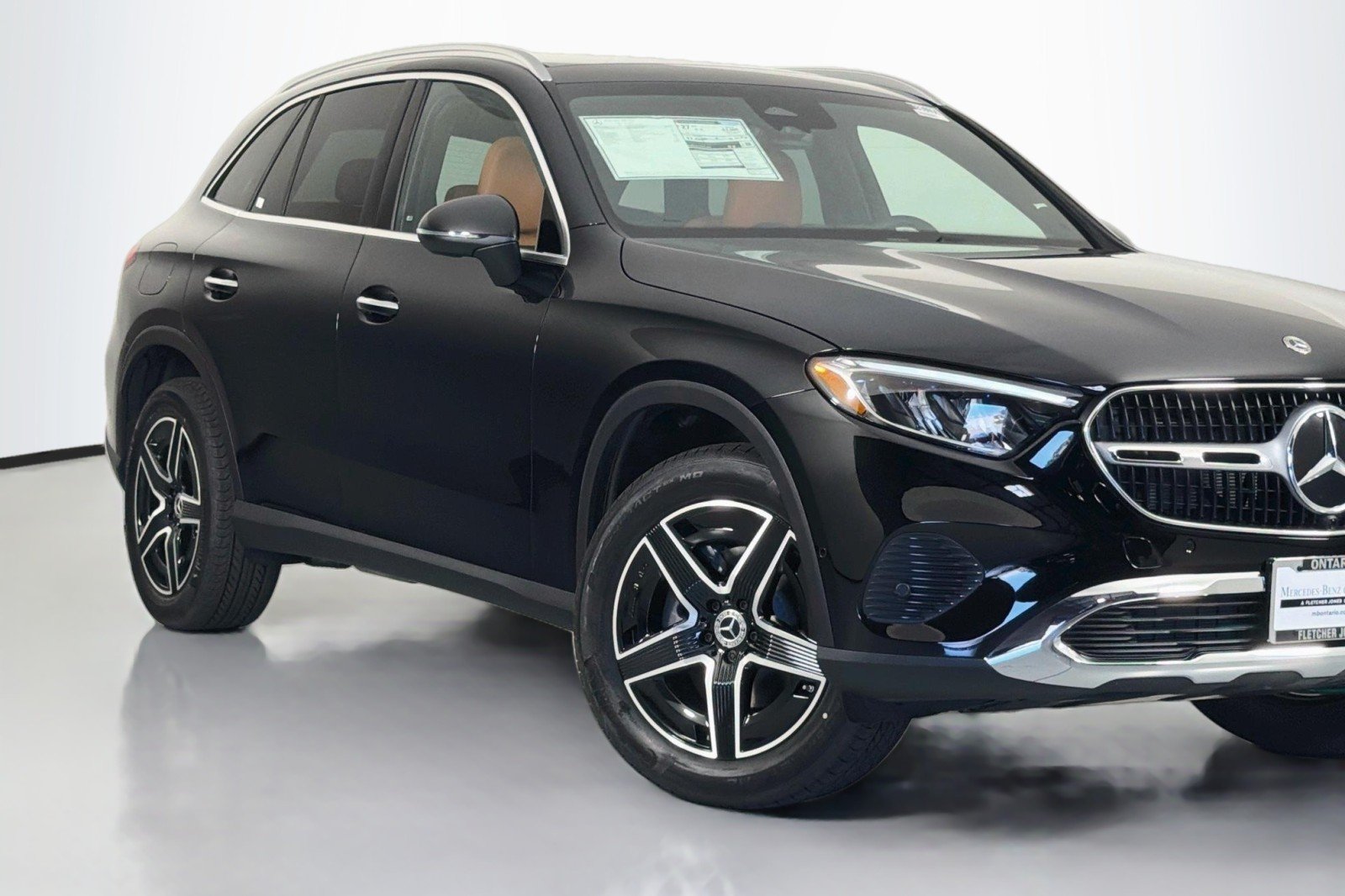New 2026 Black Mercedes-Benz GLC 300 SUV image 13
