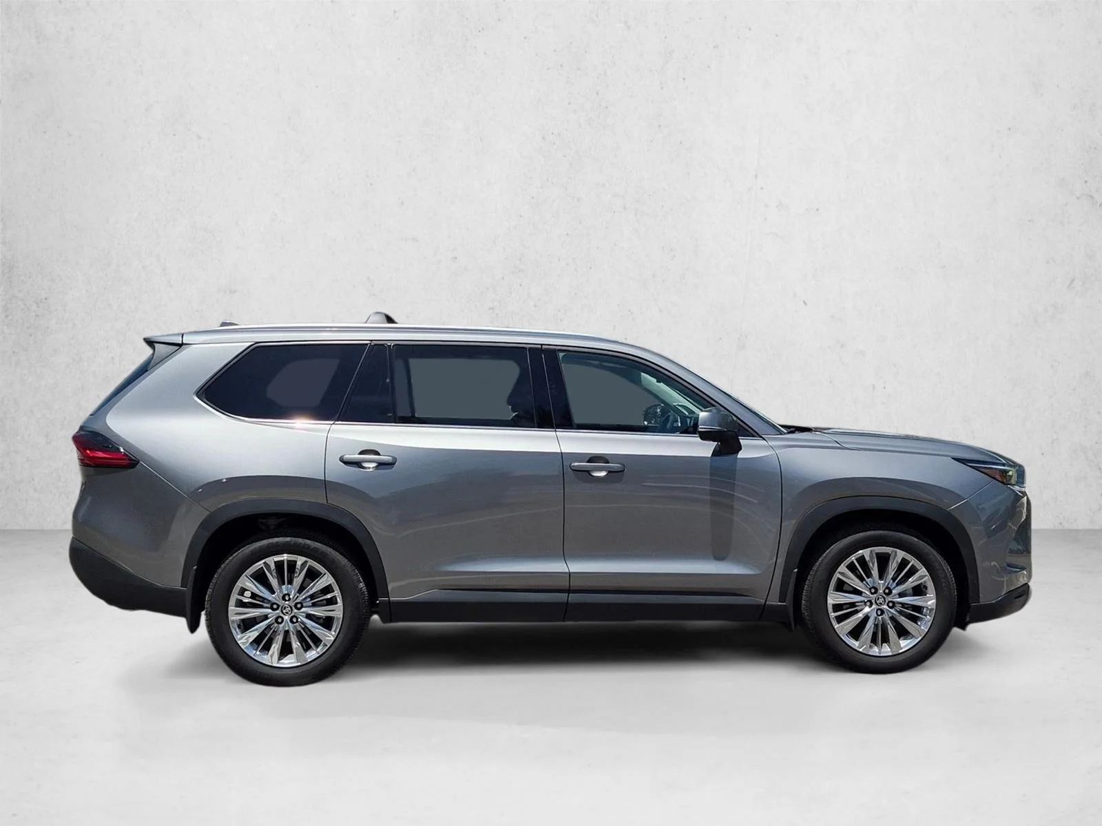 Used 2025 Gray Toyota Platinum image 4