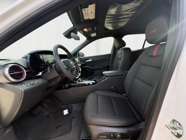 2026 Chevrolet Trax RS - Photo 11