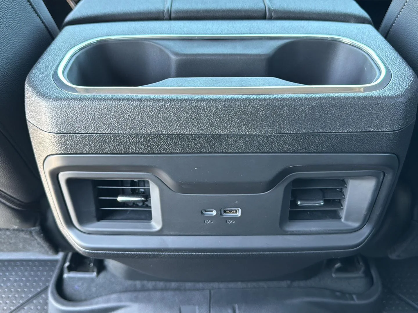 2026 Chevrolet Silverado 1500 RST - Photo 21