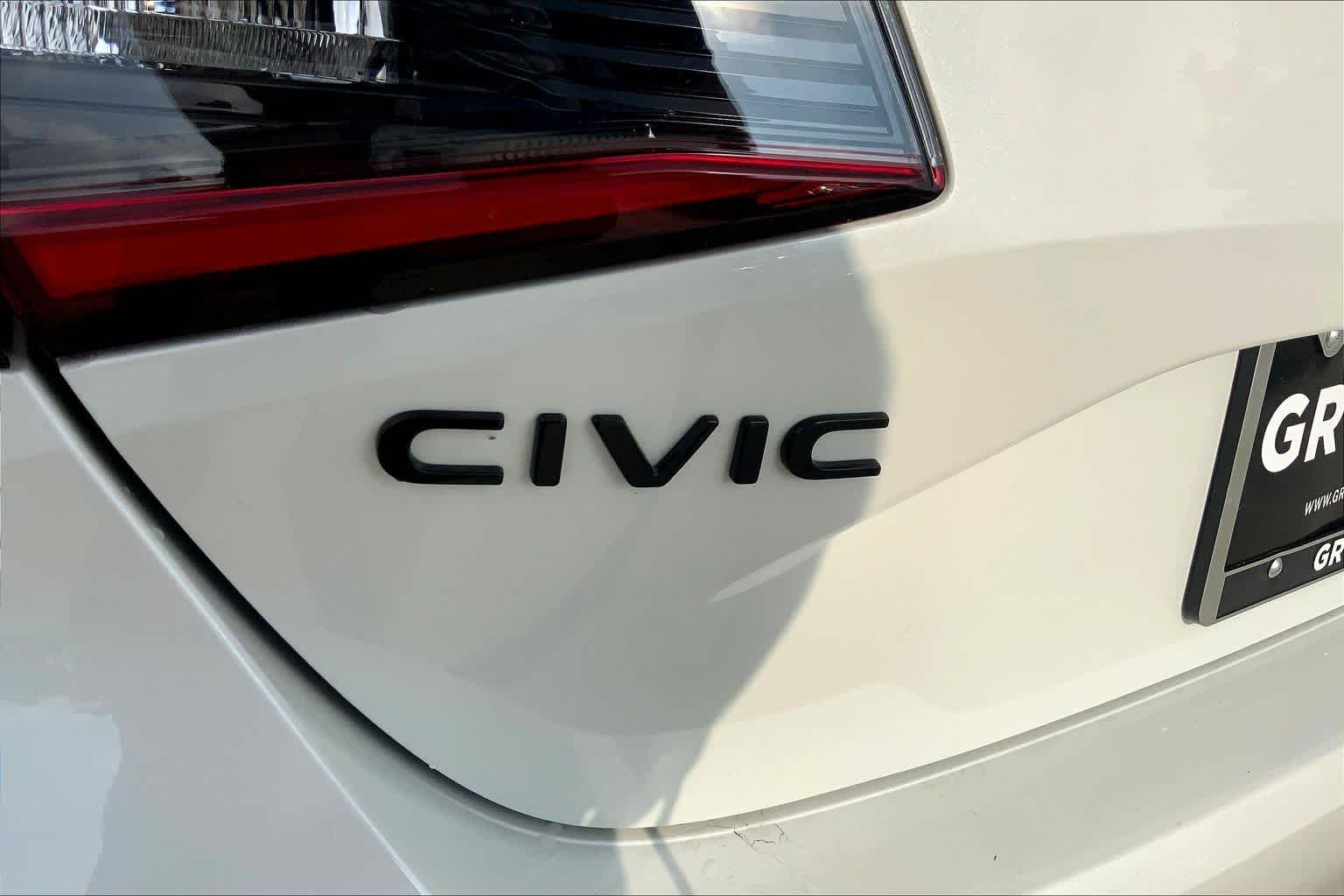 2026 Honda Civic Hatchback Sport - Photo 15