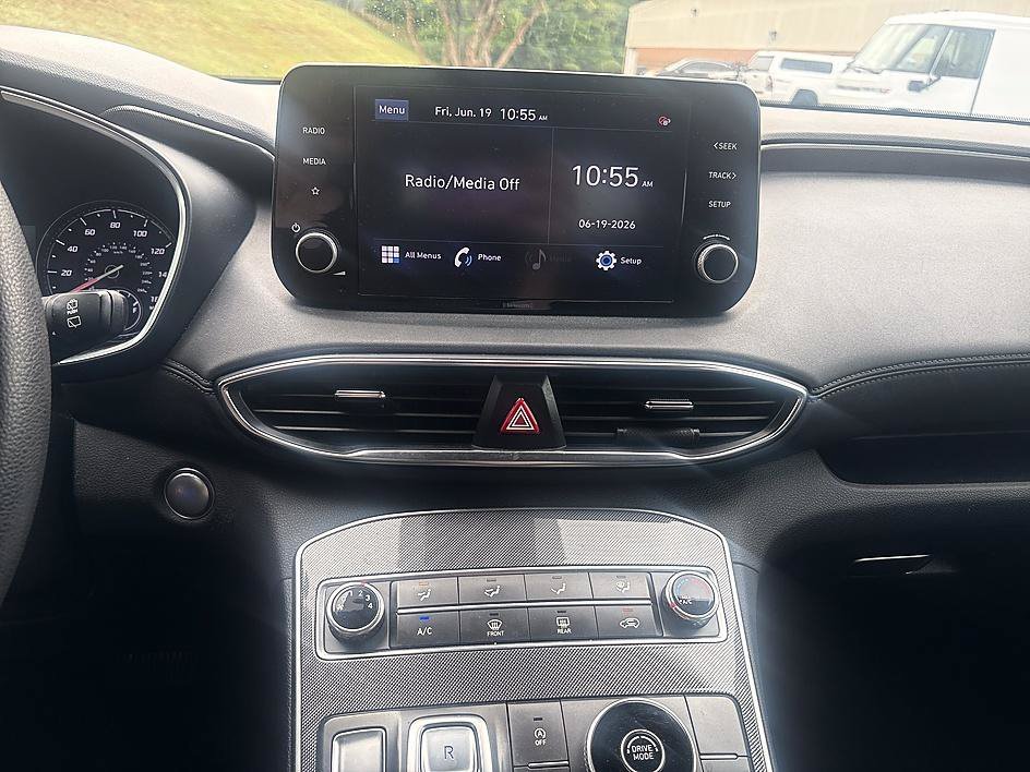 Used 2022 Hampton Gray Hyundai SEL image 16