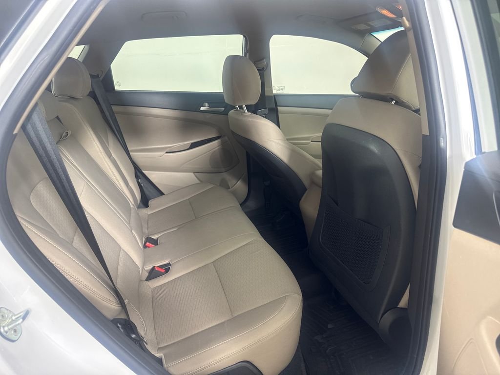 Used 2019 White Hyundai SE image 10