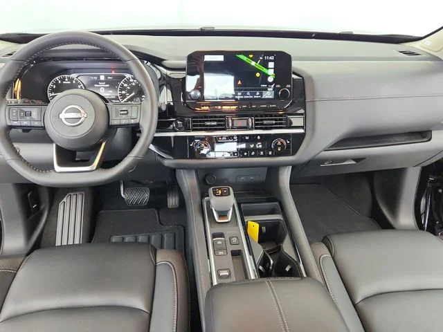 Used 2025 Black Nissan SL image 25