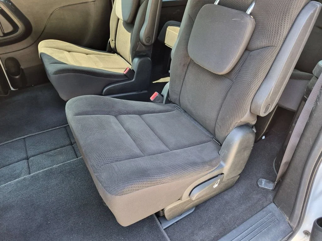Used 2018 White Dodge SE Plus image 26