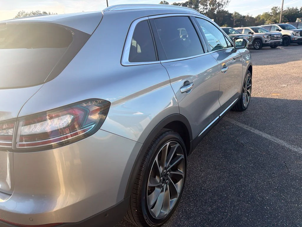Used 2020 Wh Lincoln Reserve image 5