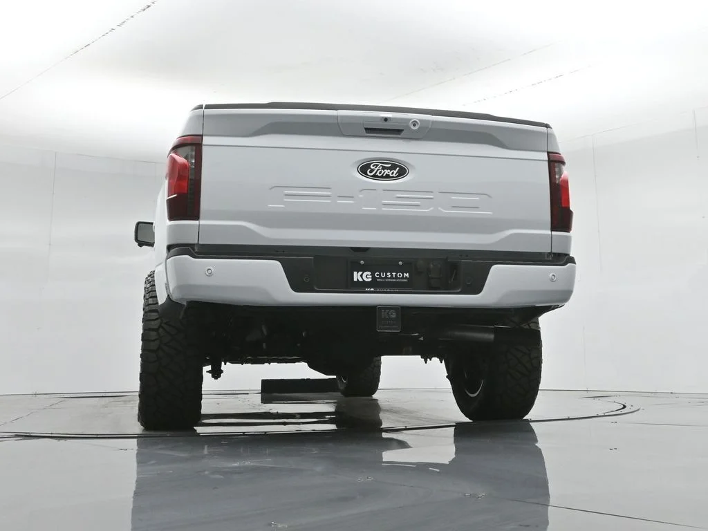 New 2026 Oxford White Ford XLT image 50