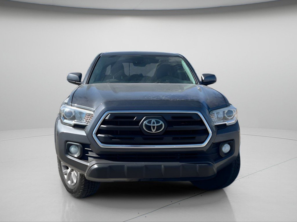 Used 2018 Magnetic Gray Metallic Toyota SR5 image 18