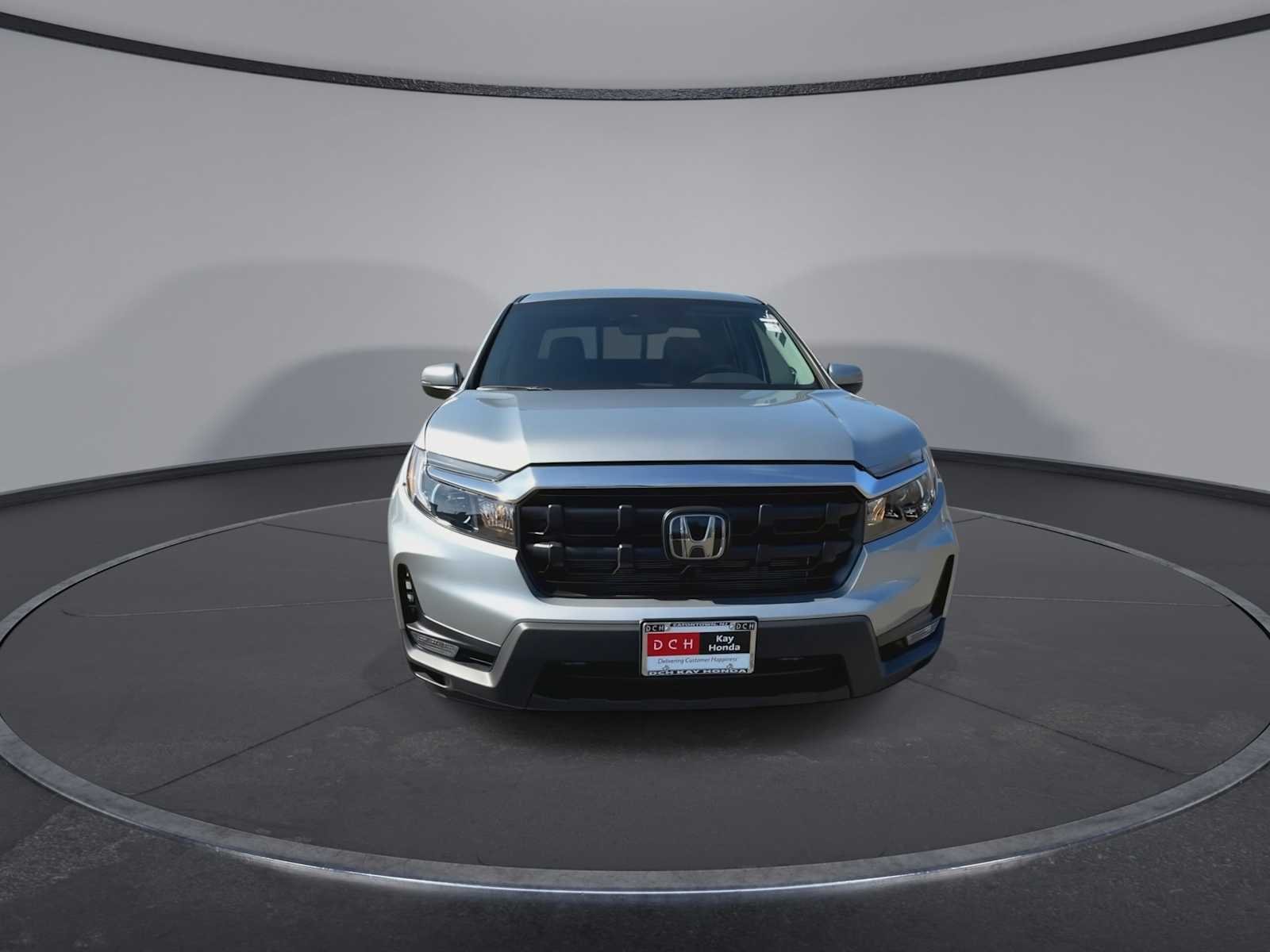 New 2026 Solar Silver Metallic Honda RTL image 3