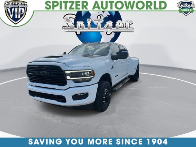 Used 2023 White Ram Laramie image 3