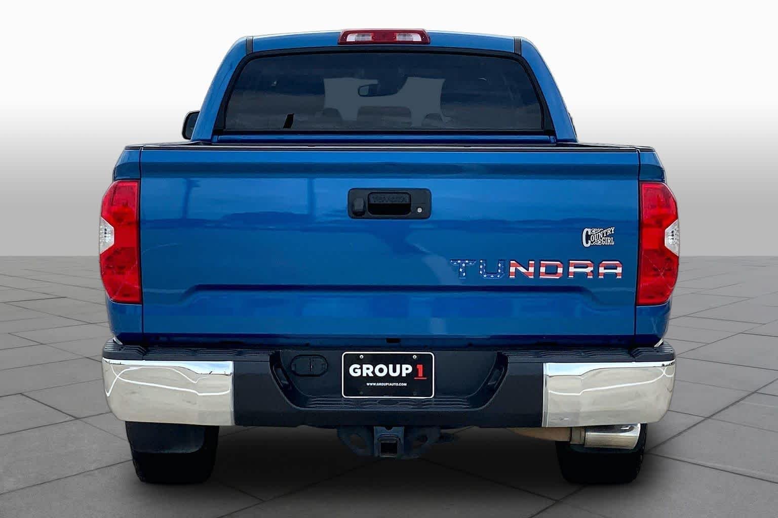 Used 2018 Blazing Blue Pearl Toyota SR5 image 4