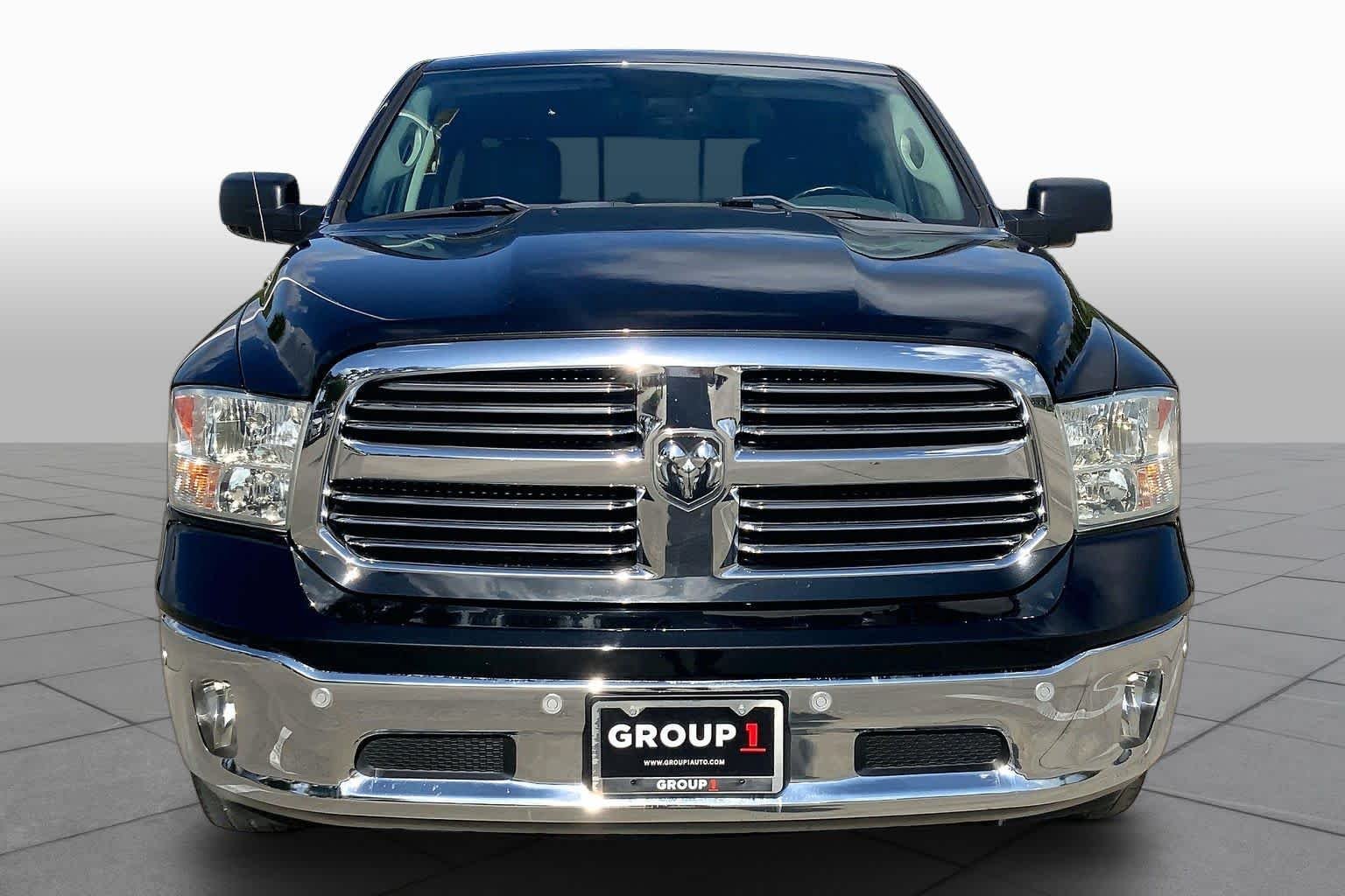 Used 2018 Brilliant Black Crystal Pearlcoat Ram Lone Star image 4