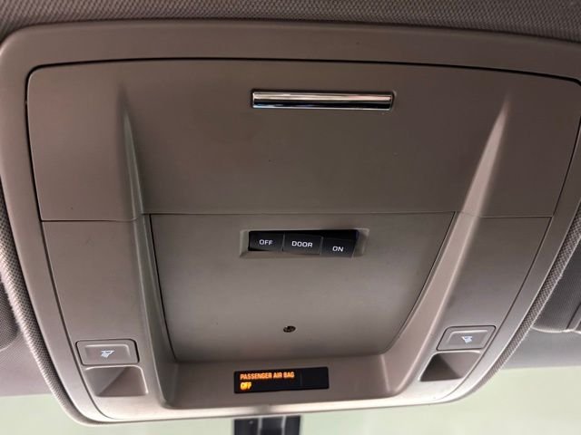 Used 2015 Silver Chevrolet LT image 27