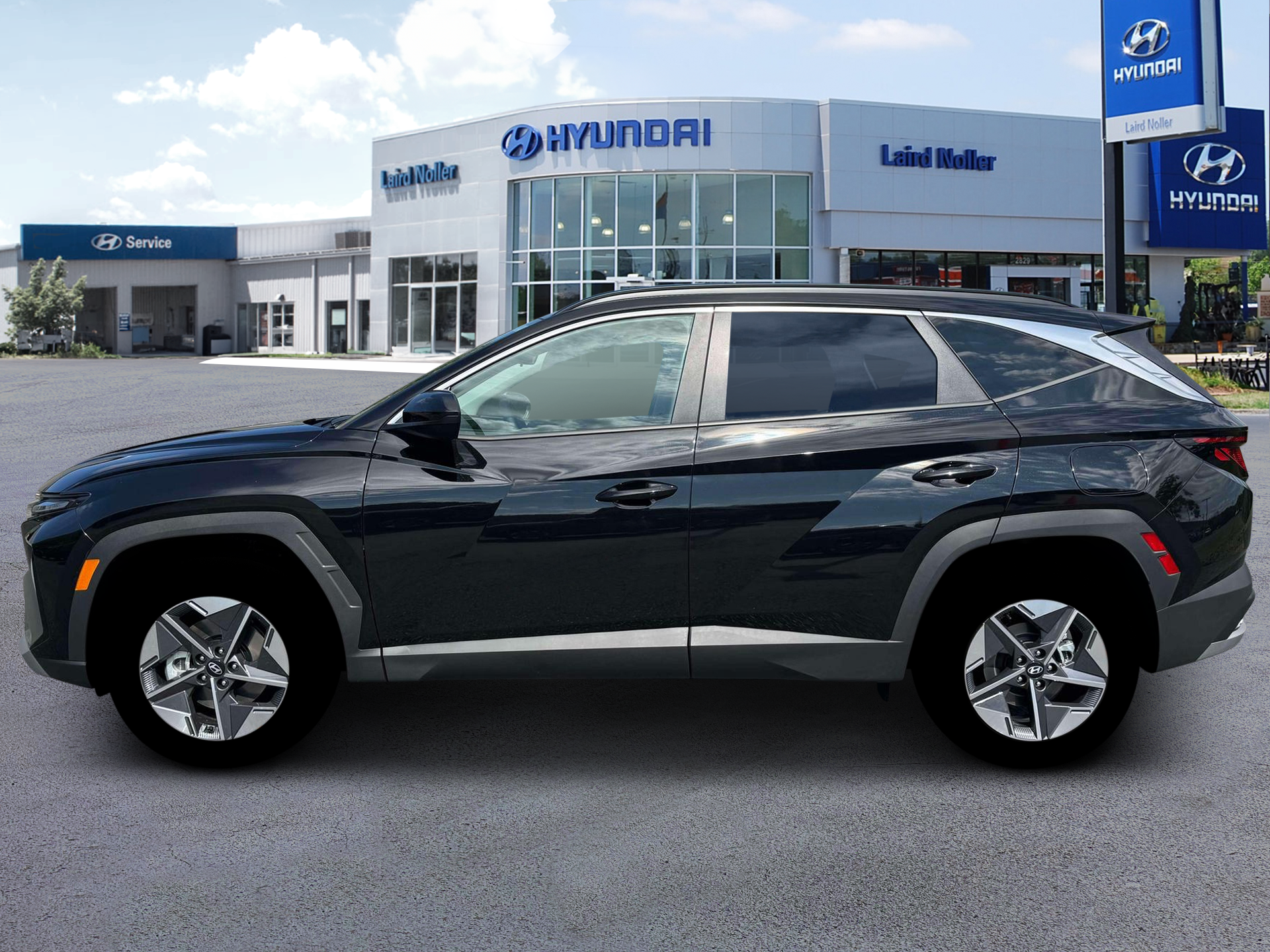 View vehicle photo 3