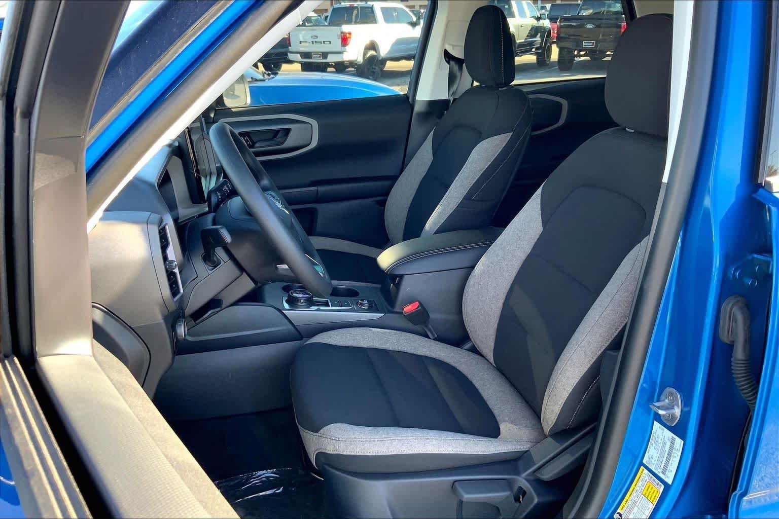 New 2025 Velocity Blue Metallic Ford Big Bend® image 7