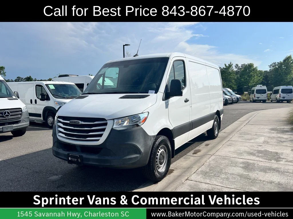 Used 2020 White Freightliner Base image 23