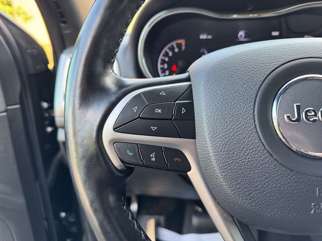 Used 2021 Black Jeep Laredo X image 22