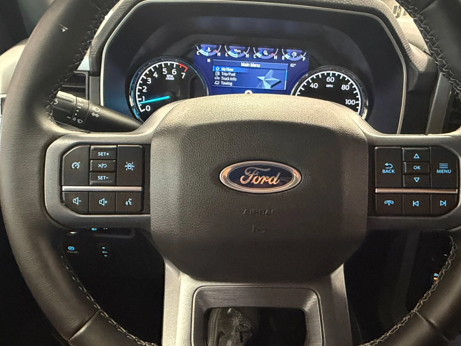 Used 2023 Blue Ford XLT image 17