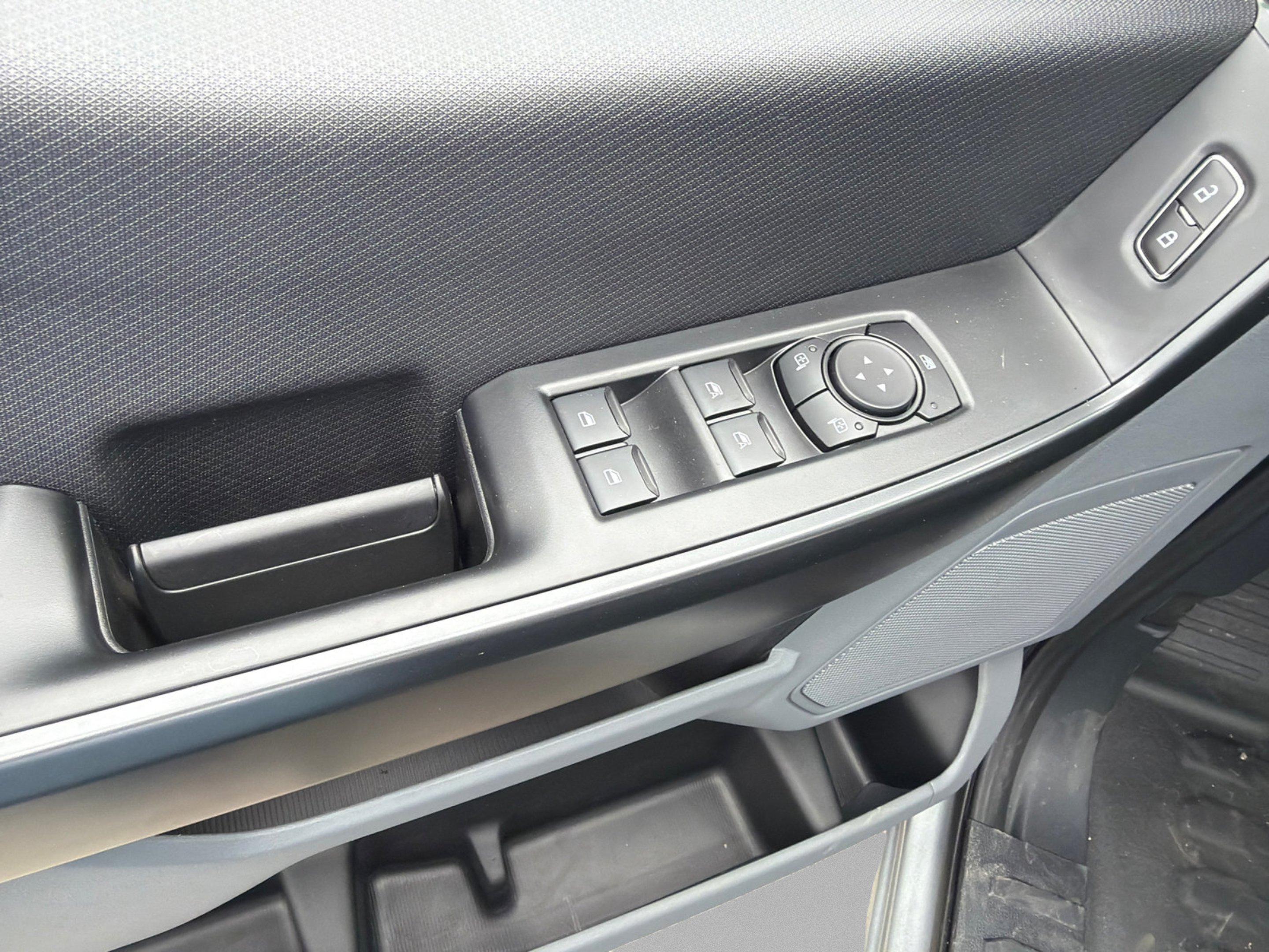 New 2026 Iconic Silver Metallic Ford XL image 16